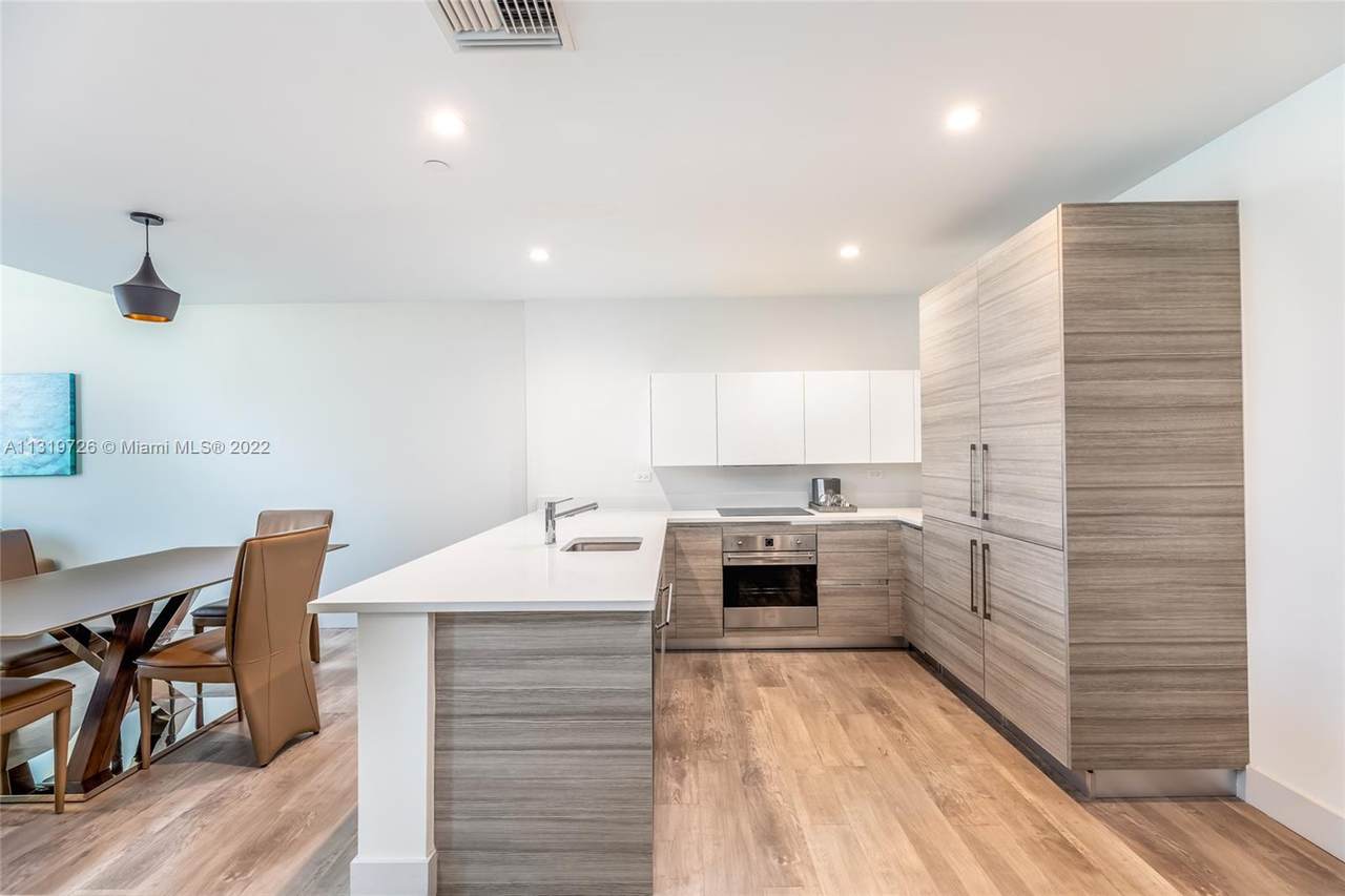 777 Ocean Dr - Photo 1