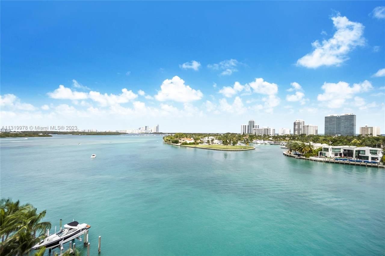 10201 Bay Harbor Dr - Photo 1