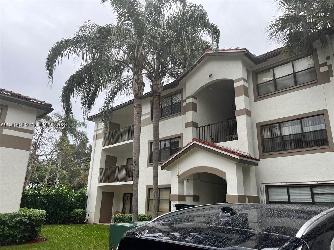 620 Park Rd - Photo 1