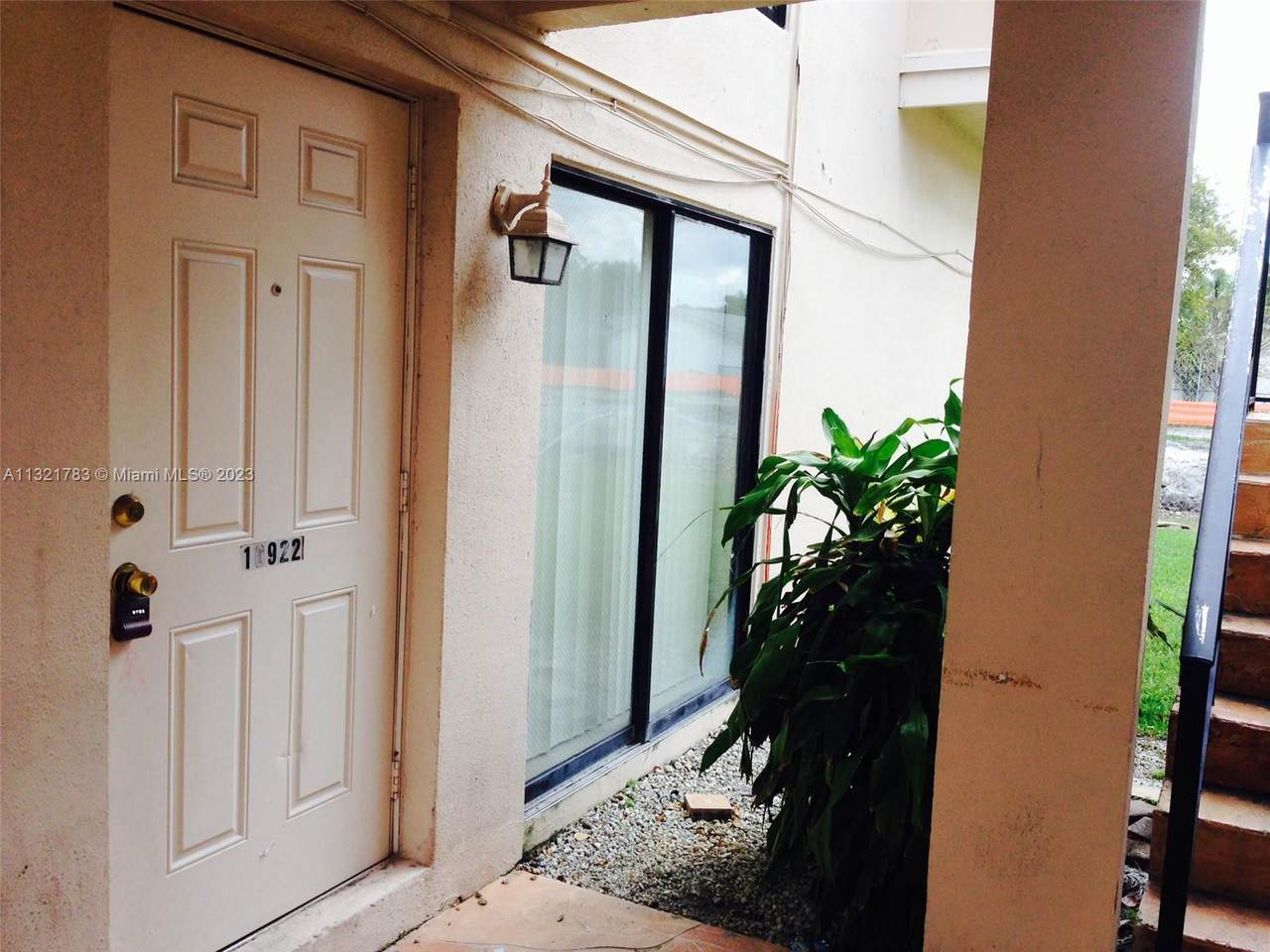 10922 Royal Palm Blvd - Photo 1
