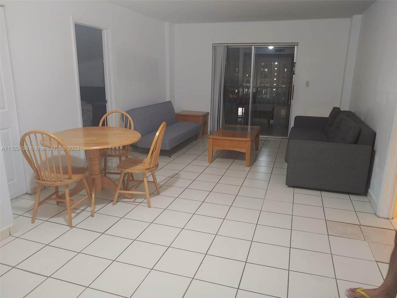 4717 7th St - Photo 1