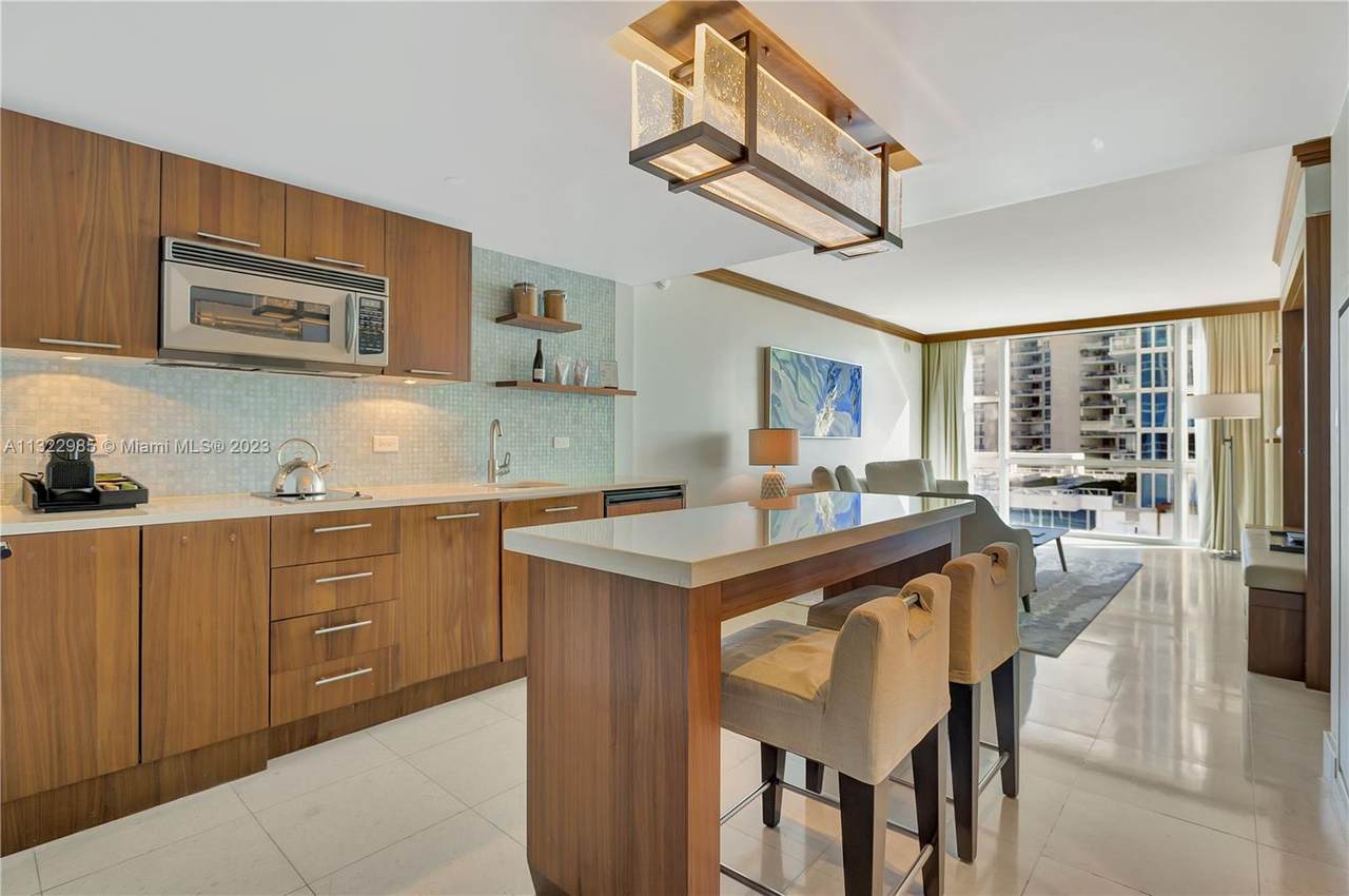 6801 Collins Ave - Photo 1