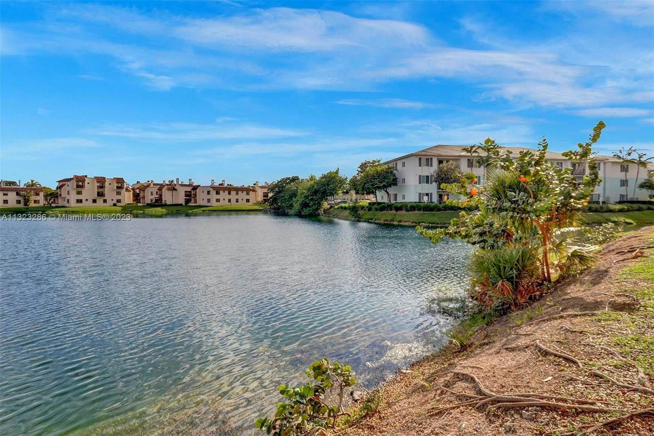 14920 82nd Ln - Photo 1