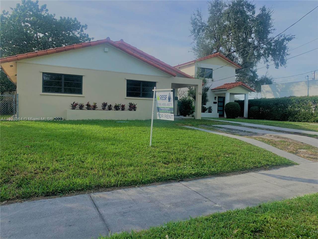124 56th Ave - Photo 1