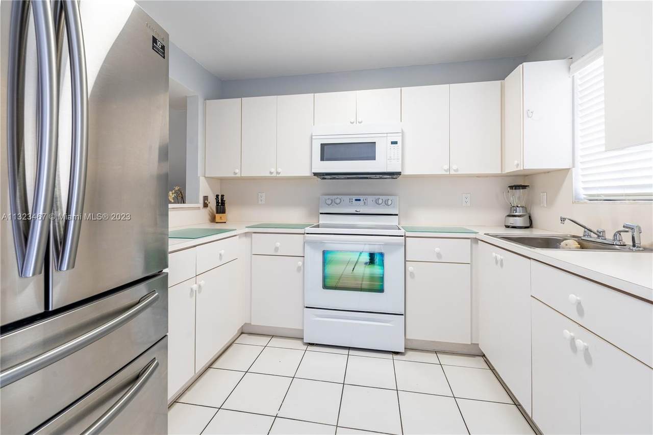 2630 76th St - Photo 1