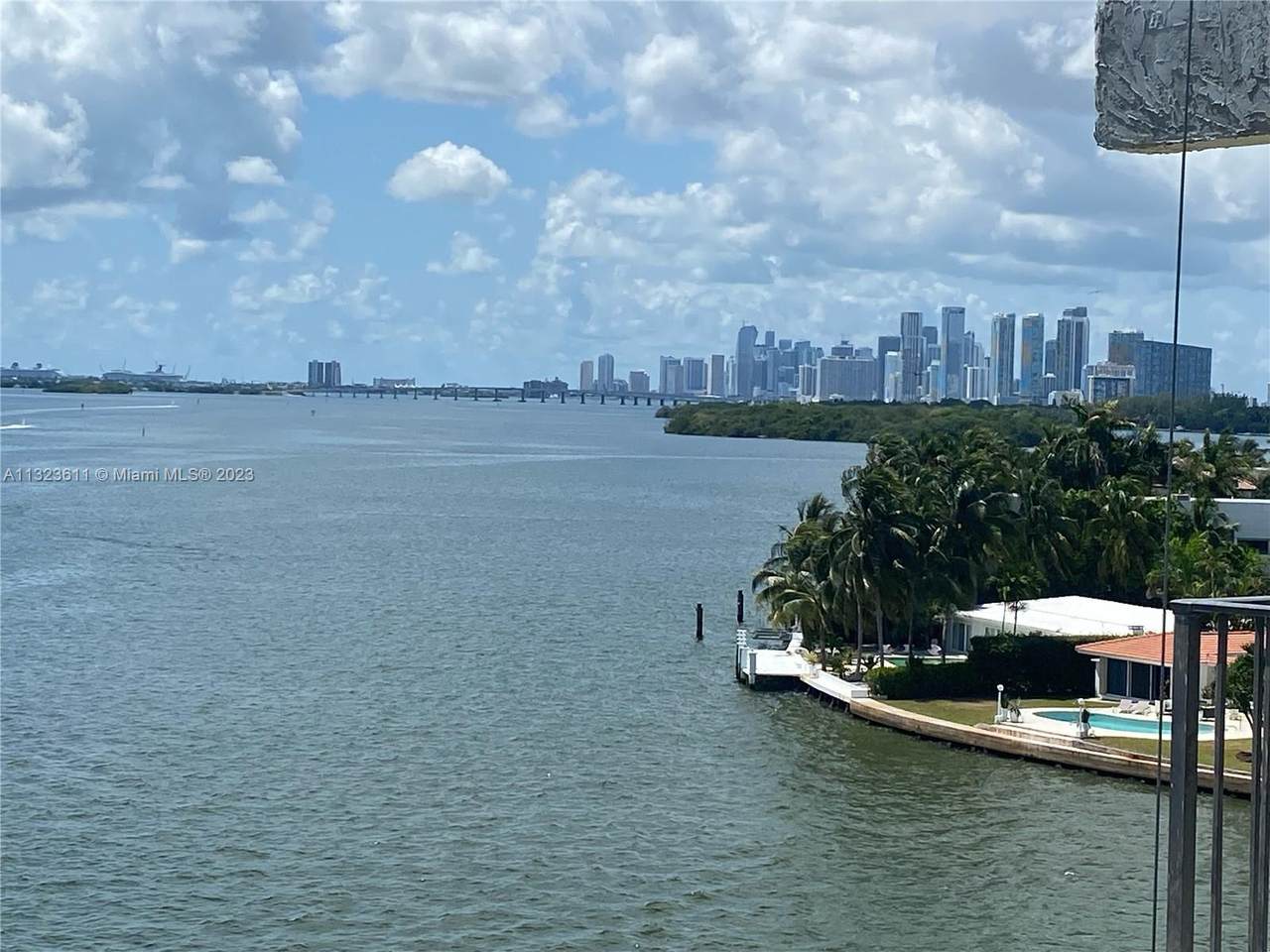 7751 Bayshore Ct - Photo 1