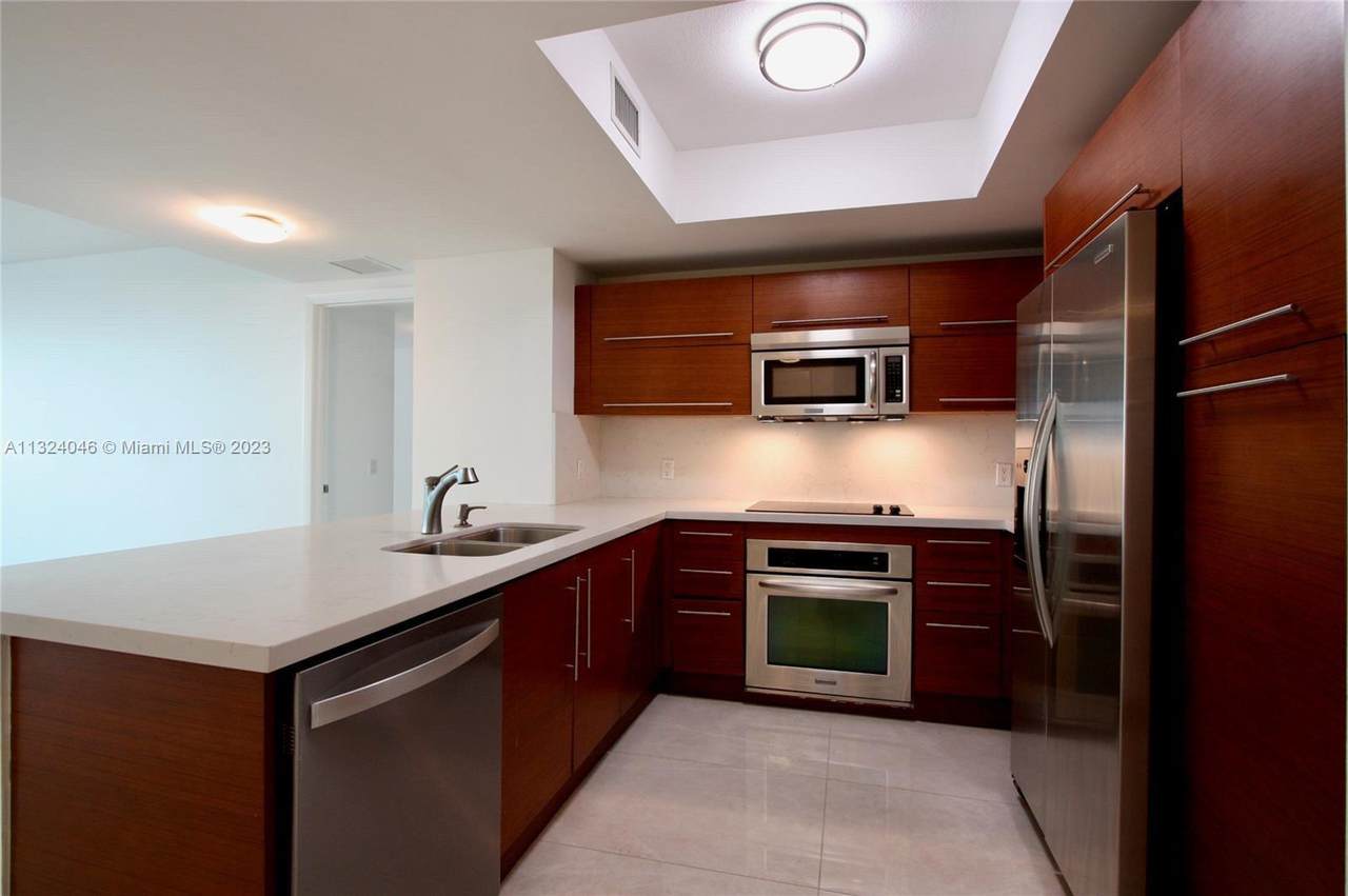 2681 Flamingo Rd - Photo 1