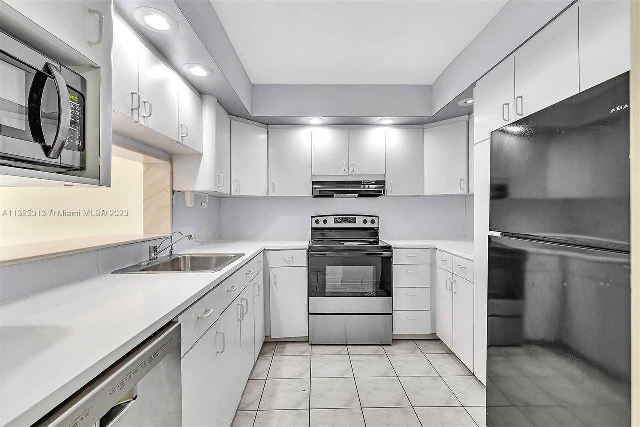 11905 2nd Ave - Photo 1