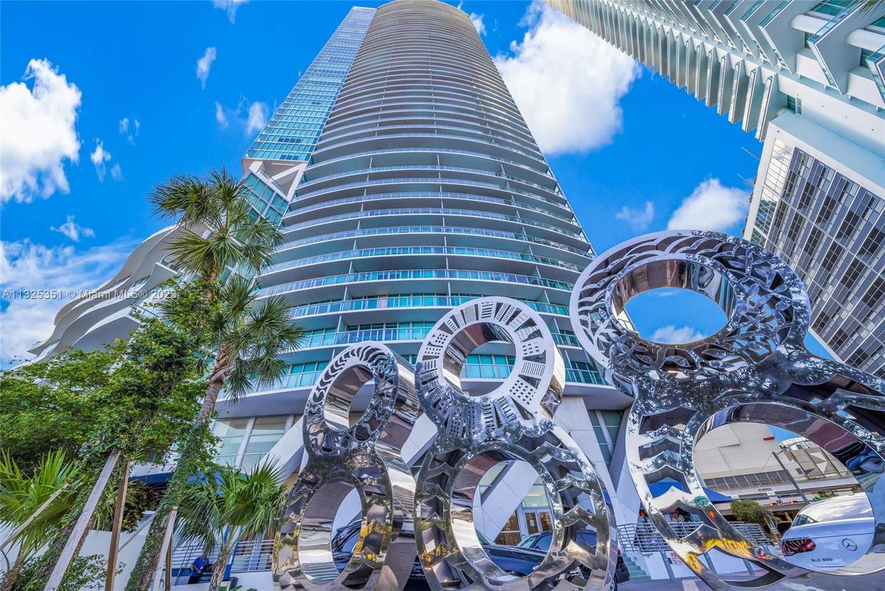 888 Biscayne Blvd - Photo 1