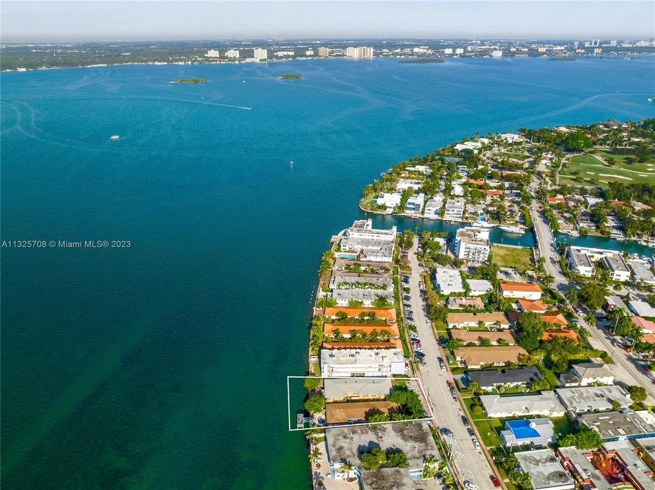 2130 Bay Dr - Photo 1