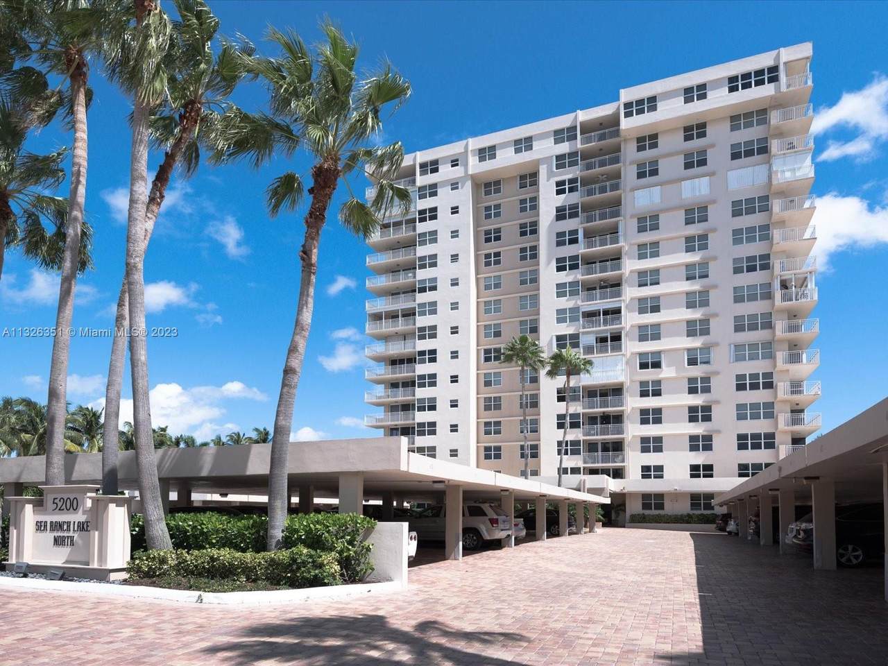 5200 Ocean Blvd - Photo 1