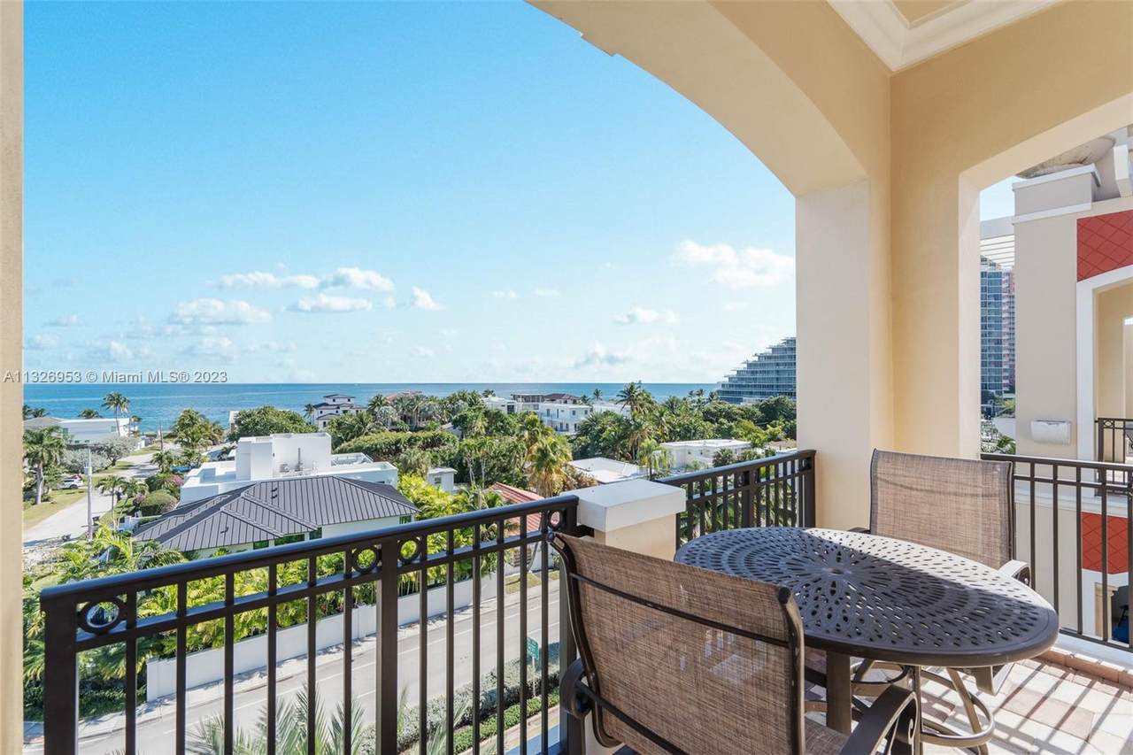 2509 Ocean Blvd - Photo 1