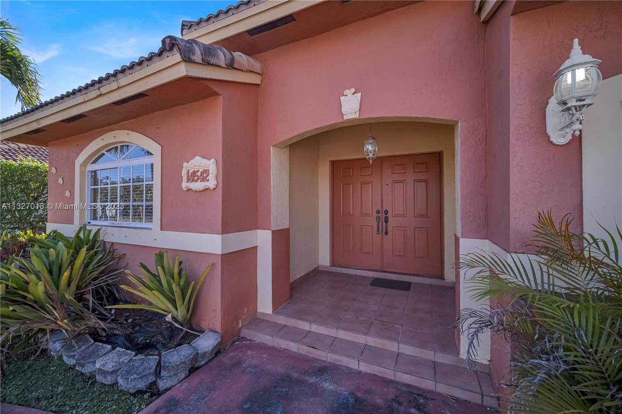 14542 38th Ln - Photo 1