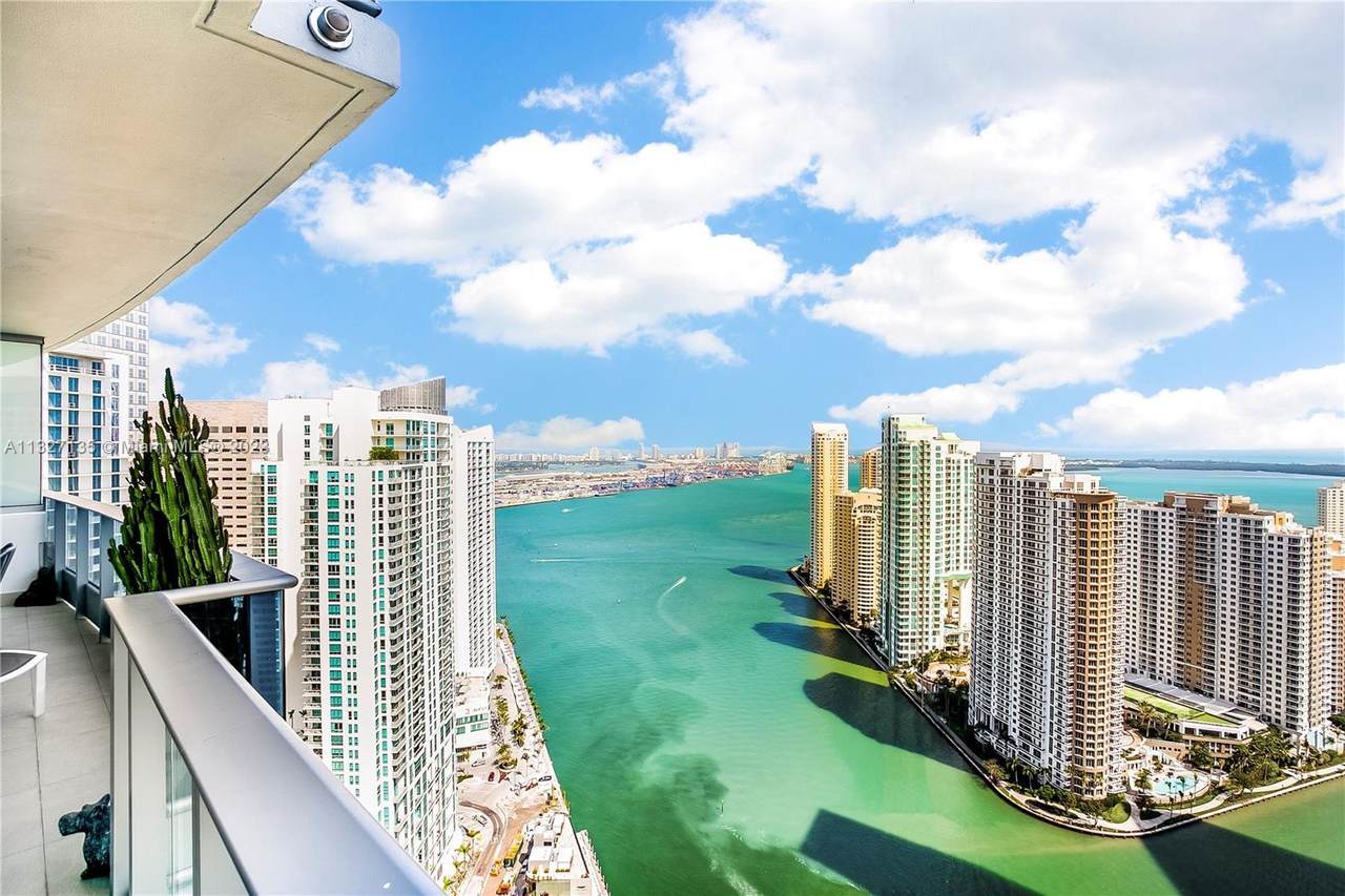 200 Biscayne Boulevard Way - Photo 1