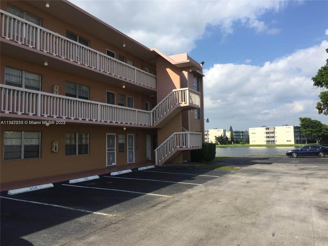 1591 Miami Gardens Dr - Photo 1