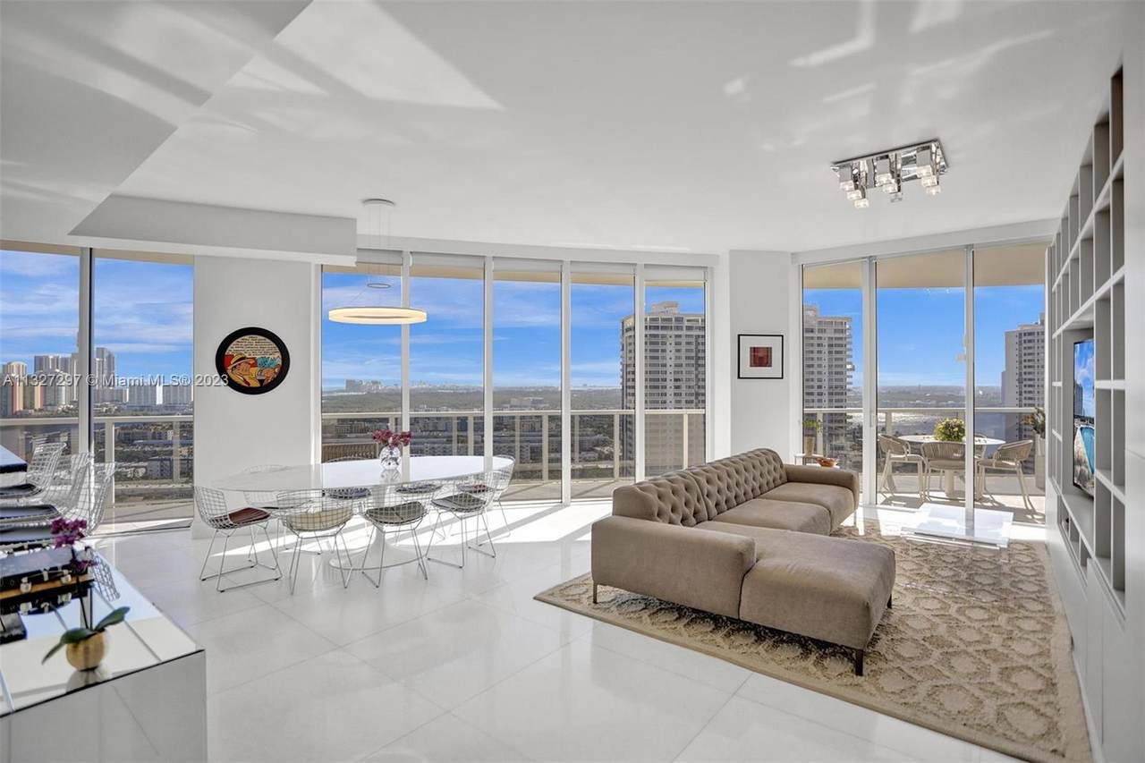 4100 Island Blvd - Photo 1