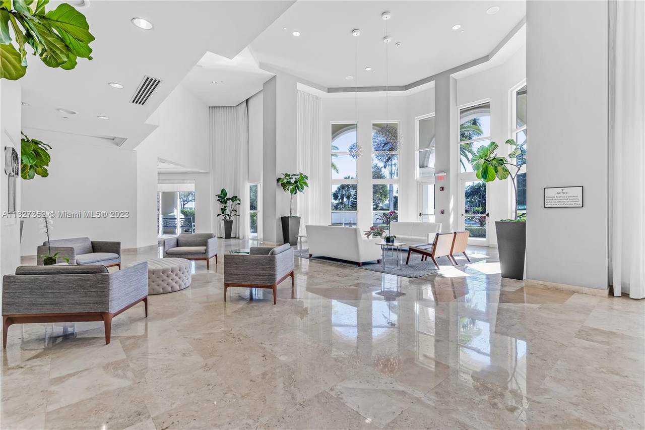 99 Mizner Blvd - Photo 1