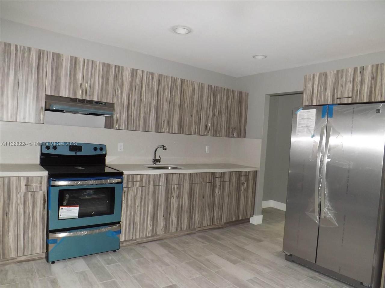 1756 2nd Ct - Photo 1