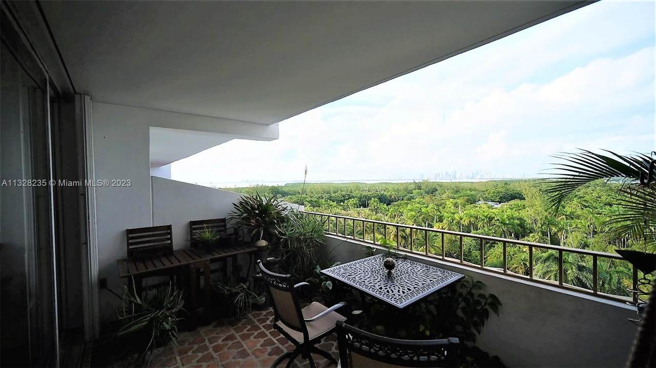 155 Ocean Lane Dr - Photo 1