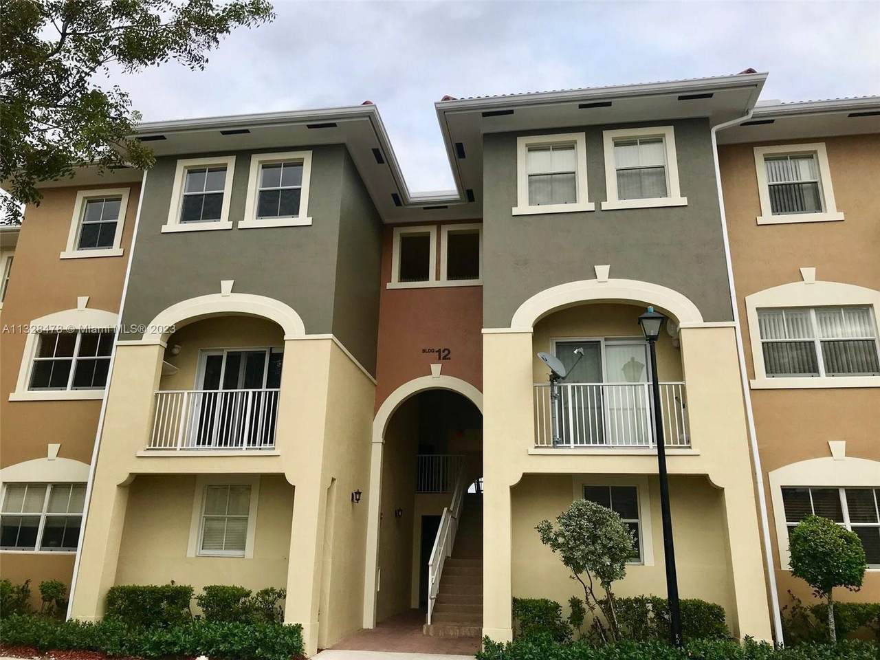8899 107th Ct - Photo 1