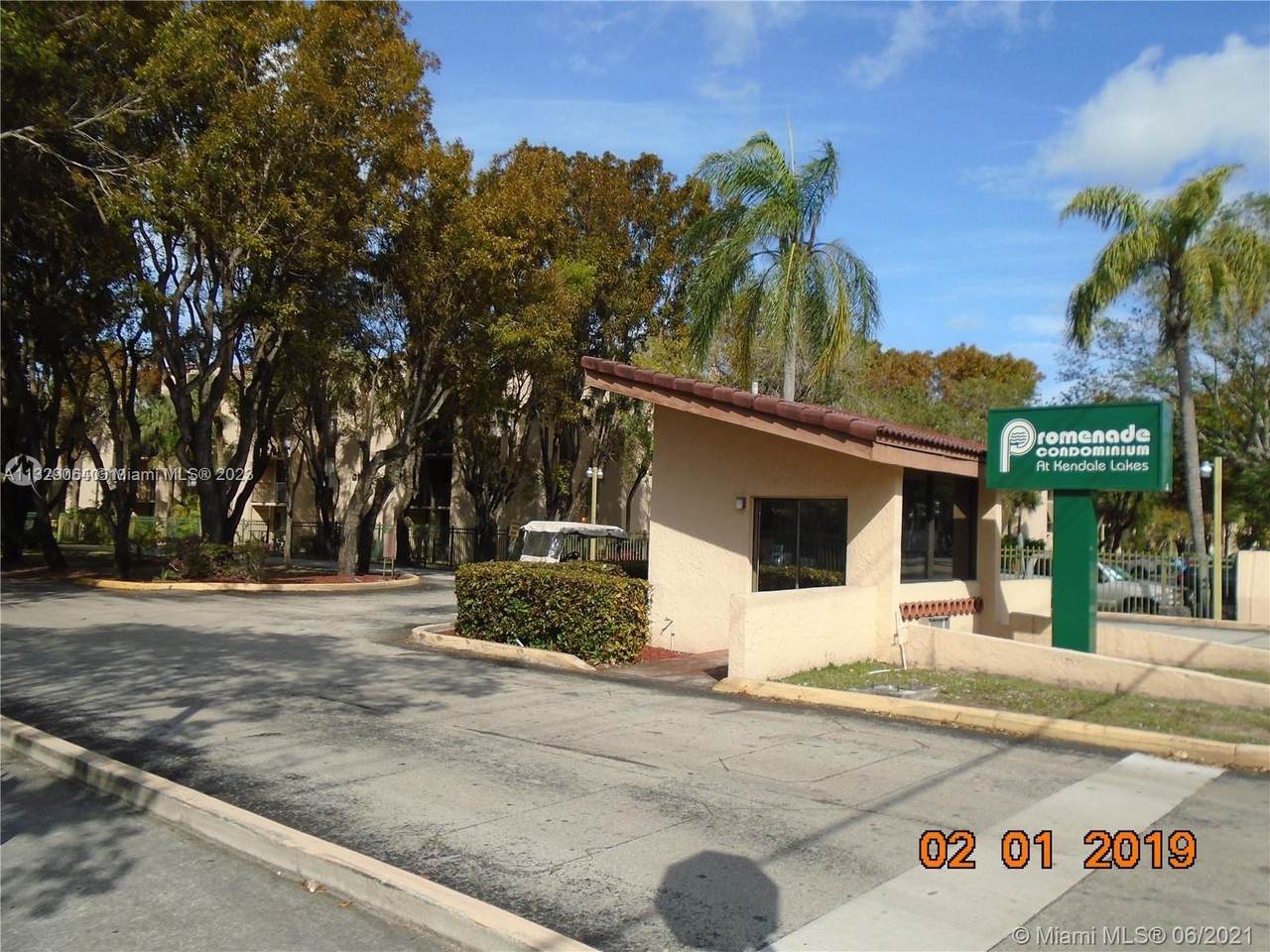 14321 Kendall Dr - Photo 1