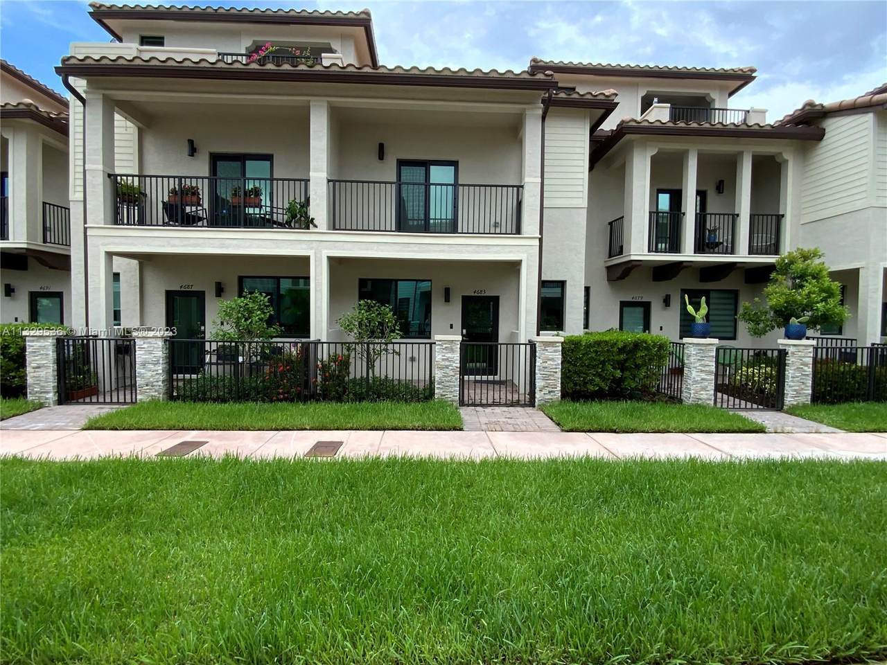 4683 83rd Path - Photo 1