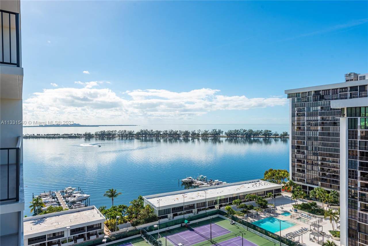 1901 Brickell Ave - Photo 1