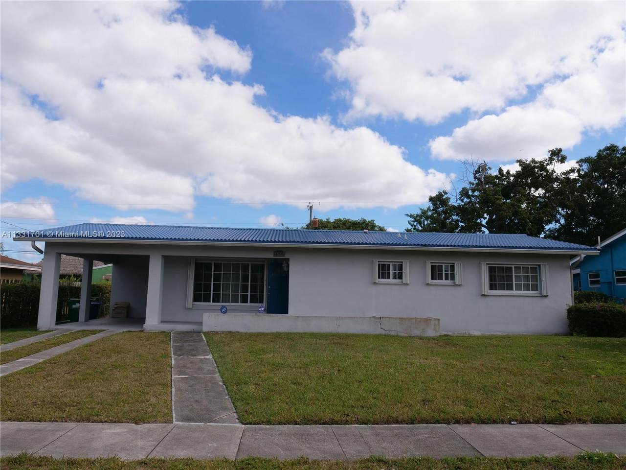 19201 11th Ct - Photo 1