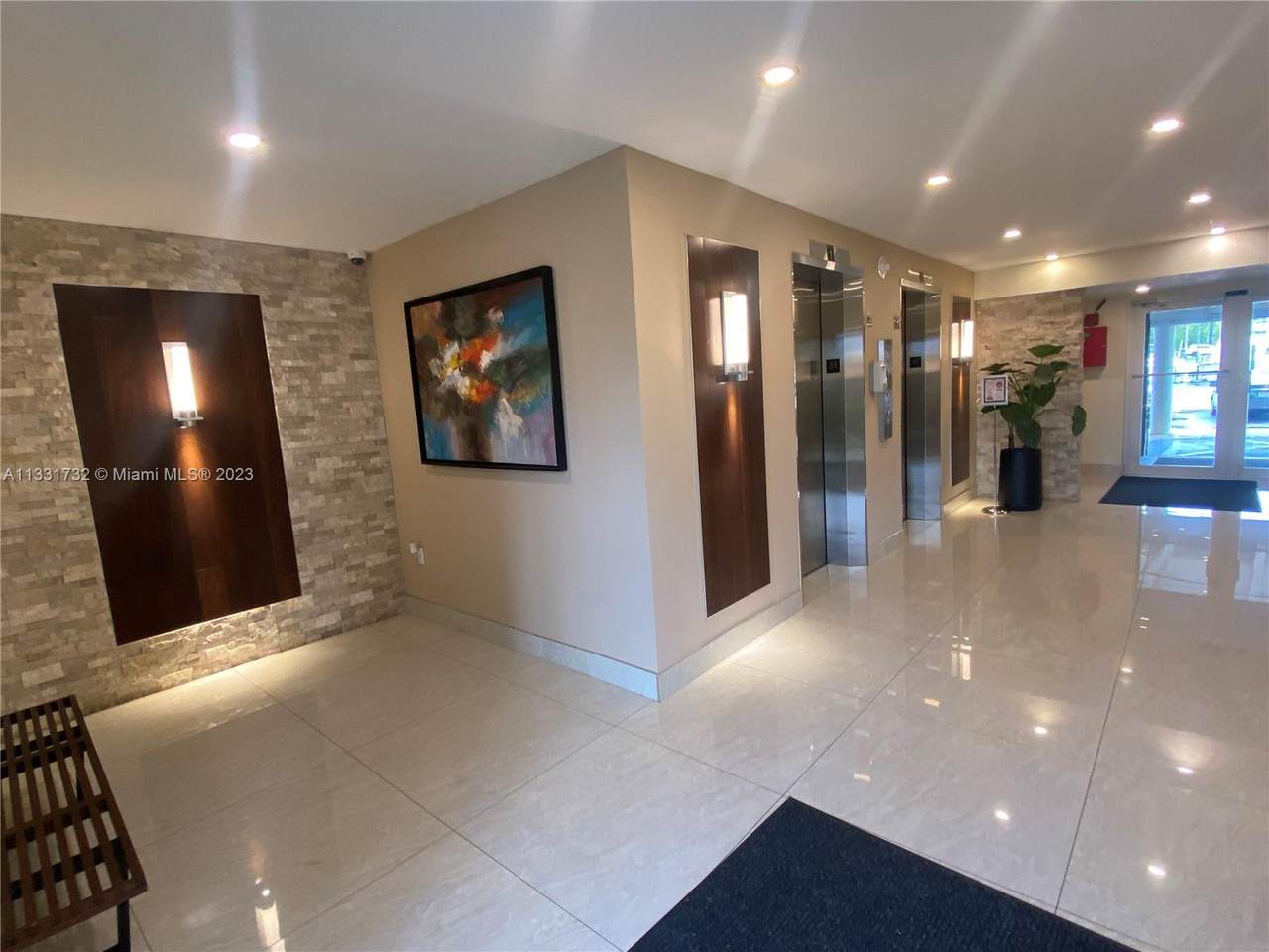 200 Diplomat Pkwy - Photo 1