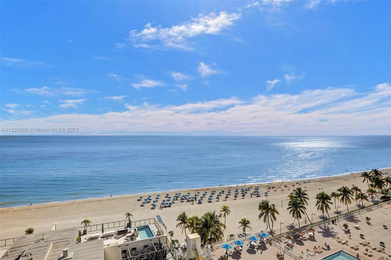 2201 Ocean Dr - Photo 1