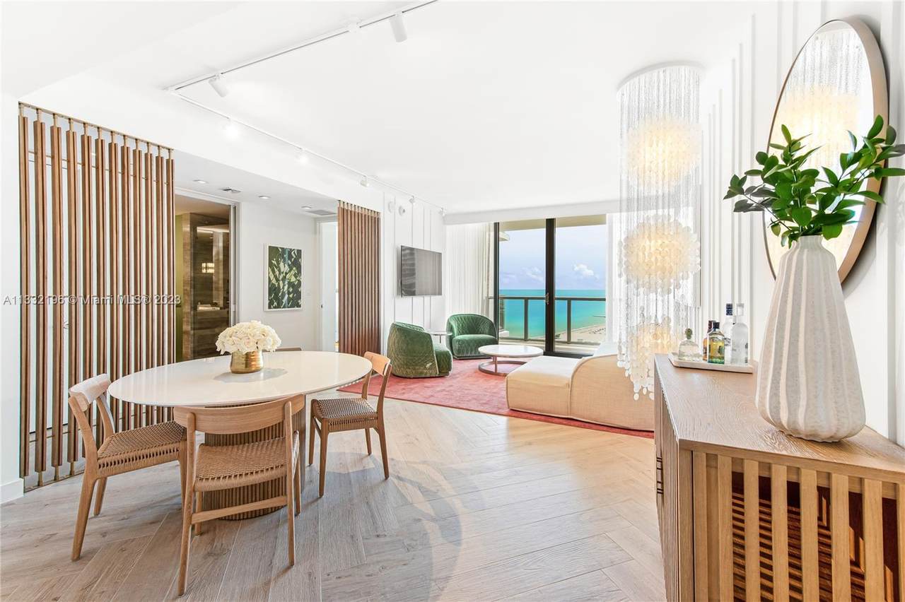 2201 Collins Ave - Photo 1