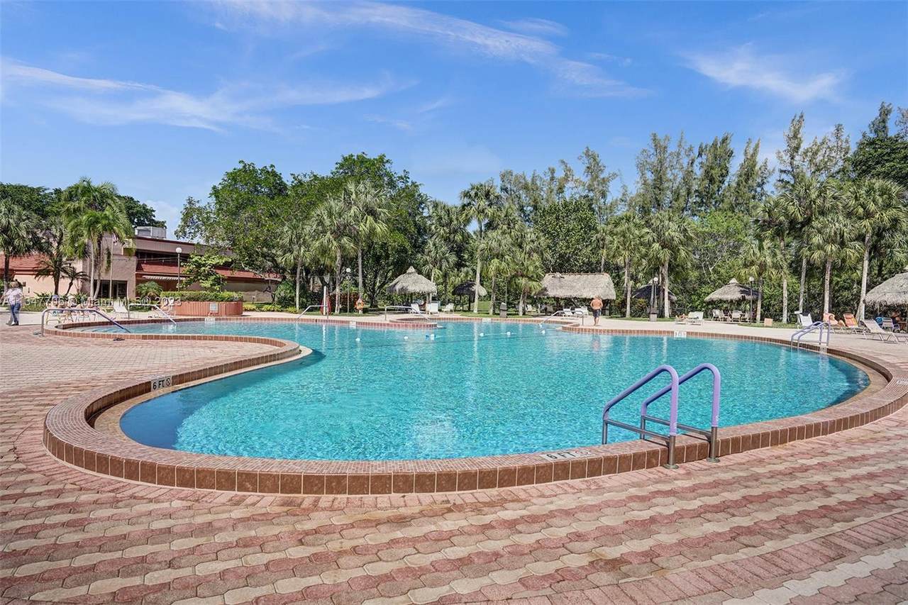 3170 Holiday Springs Blvd - Photo 1