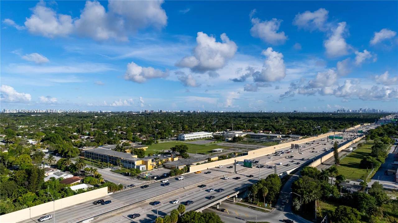 https://bt-photos.global.ssl.fastly.net/miami/orig_boomver_1_A11351488-2.jpg