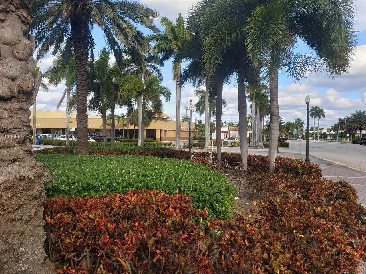https://bt-photos.global.ssl.fastly.net/miami/1280_boomver_1_A11380814-2.jpg