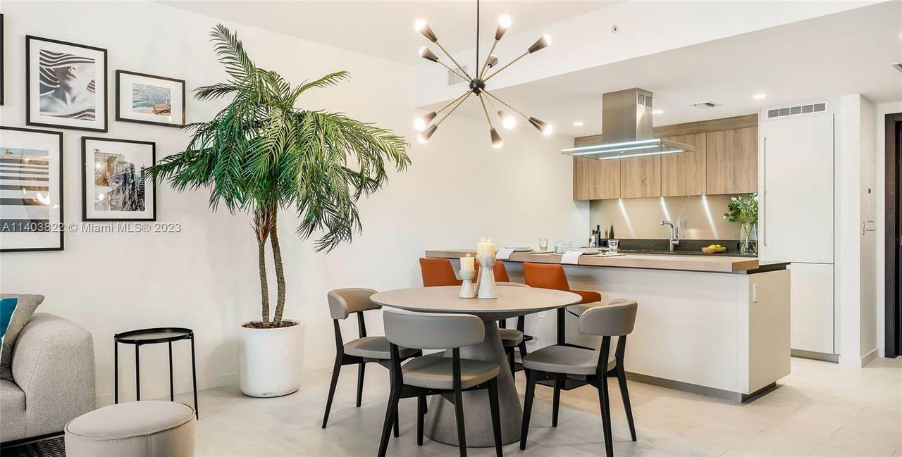 1000 Brickell Plaza - Photo 1