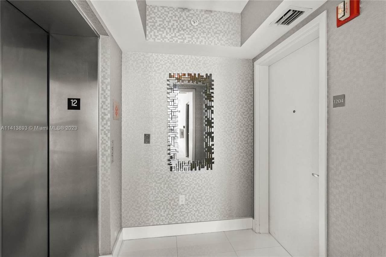 https://bt-photos.global.ssl.fastly.net/miami/1280_boomver_1_A11413893-2.jpg