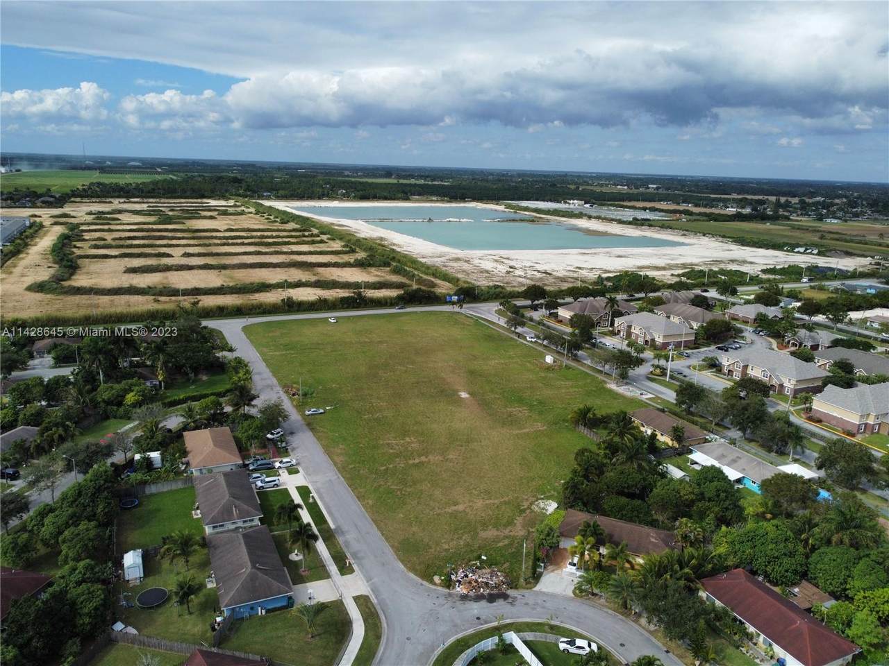 https://bt-photos.global.ssl.fastly.net/miami/1280_boomver_1_A11428645-2.jpg