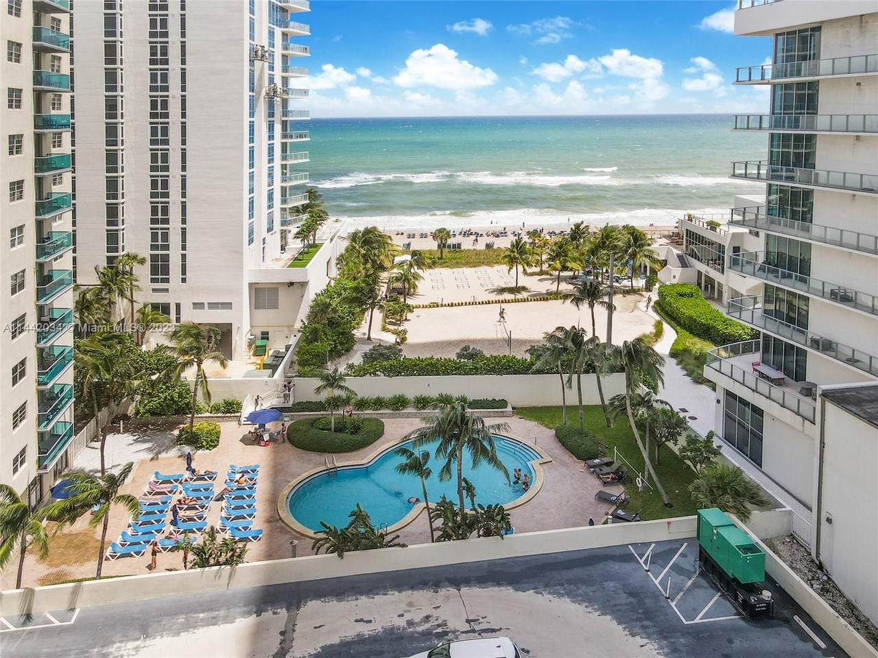https://bt-photos.global.ssl.fastly.net/miami/1280_boomver_1_A11442034-2.jpg