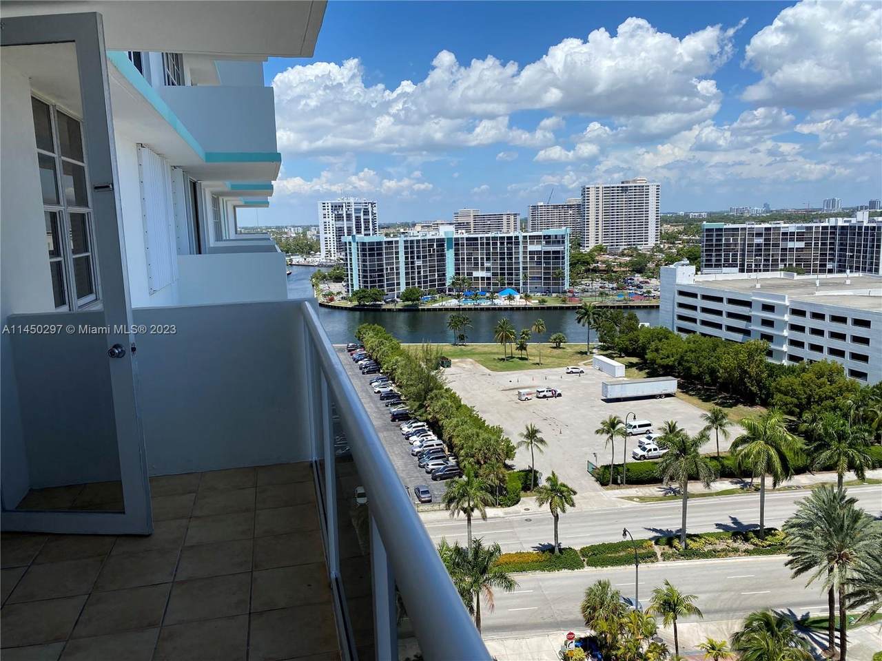 https://bt-photos.global.ssl.fastly.net/miami/1280_boomver_1_A11450297-2.jpg