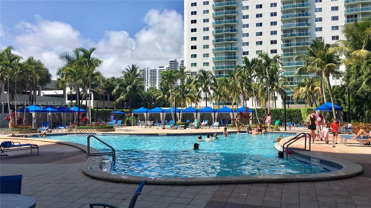 https://bt-photos.global.ssl.fastly.net/miami/1280_boomver_1_A11455613-2.jpg