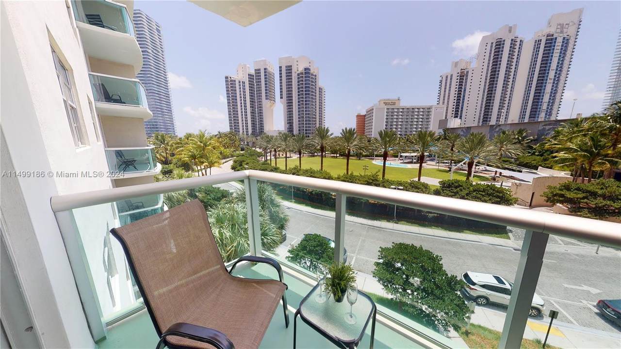https://bt-photos.global.ssl.fastly.net/miami/1280_boomver_1_A11499186-2.jpg