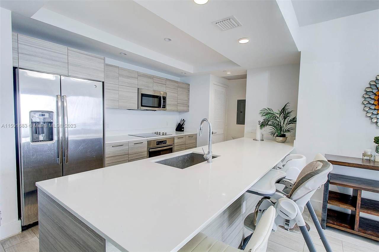 https://bt-photos.global.ssl.fastly.net/miami/1280_boomver_1_A11501683-2.jpg