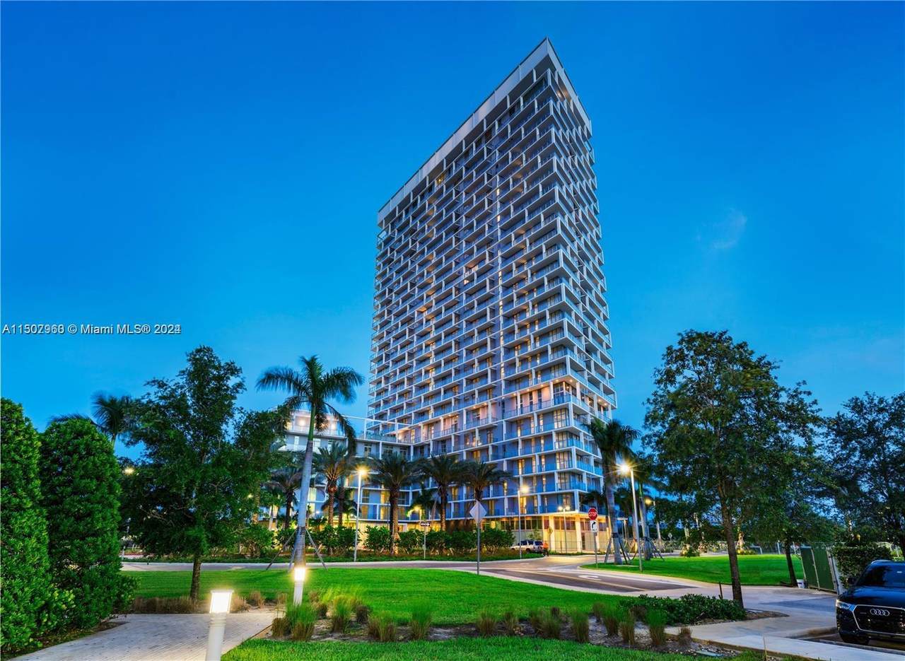 2000 Metropica Way - Photo 1