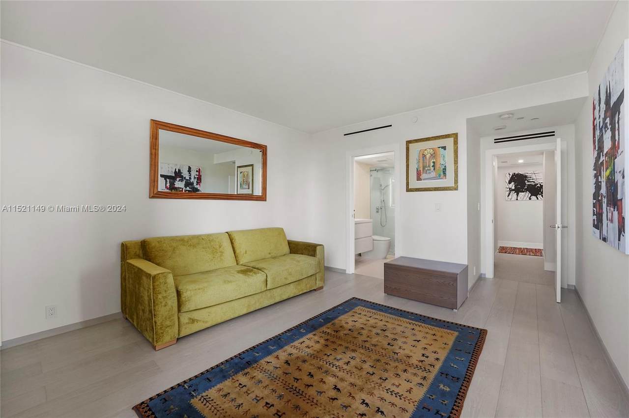 https://bt-photos.global.ssl.fastly.net/miami/1280_boomver_1_A11521149-2.jpg