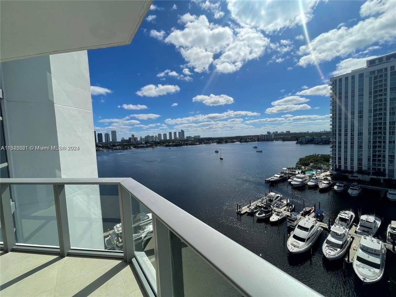 https://bt-photos.global.ssl.fastly.net/miami/1280_boomver_1_A11528621-2.jpg