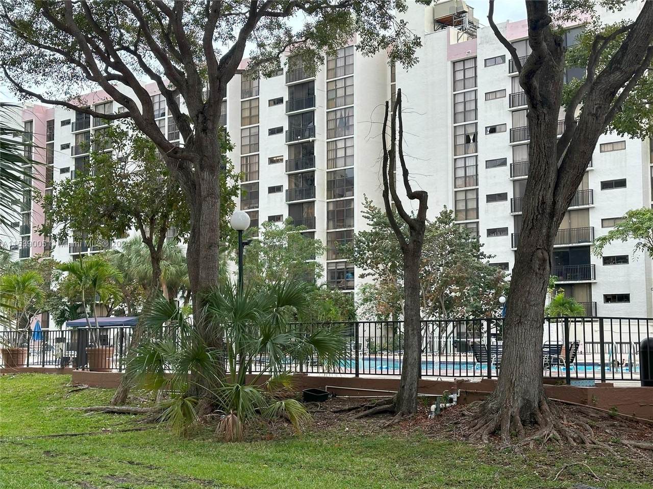 https://bt-photos.global.ssl.fastly.net/miami/1280_boomver_1_A11539005-2.jpg