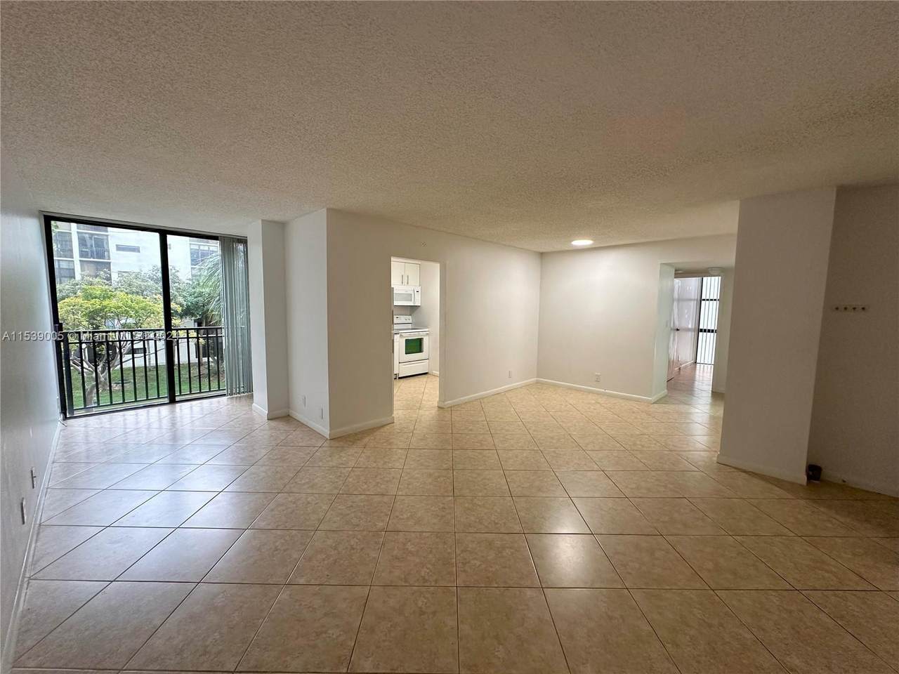 https://bt-photos.global.ssl.fastly.net/miami/1280_boomver_1_A11539005-2.jpg