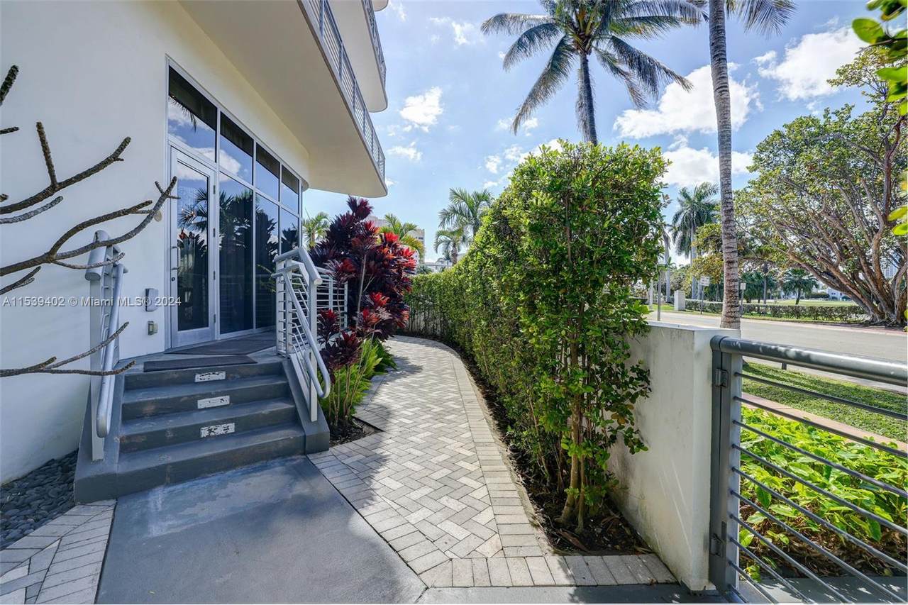 https://bt-photos.global.ssl.fastly.net/miami/1280_boomver_1_A11539402-2.jpg