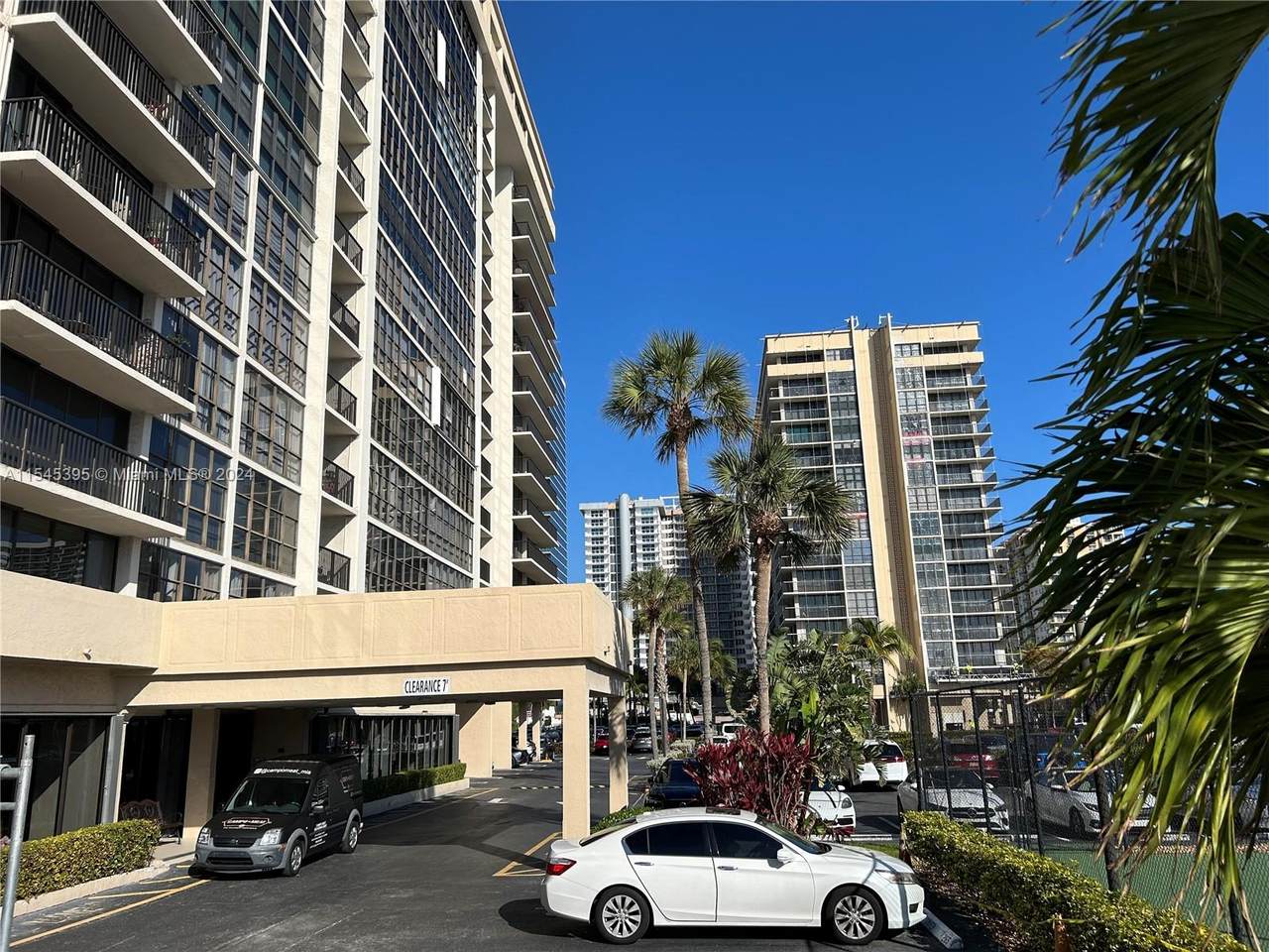 2017 Ocean Dr - Photo 1
