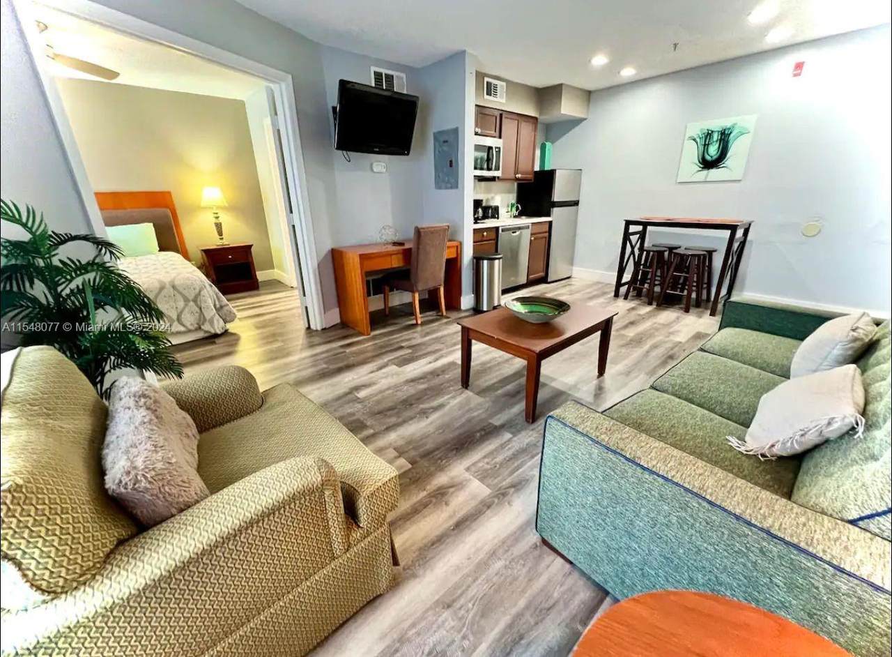 3100 Parkway - Photo 1